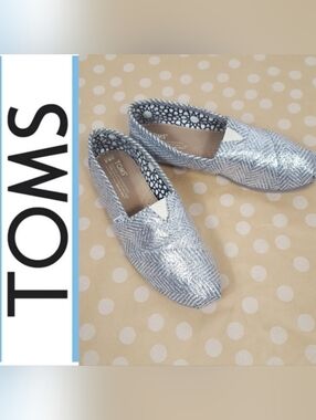 Women Silver Toms - 8.5